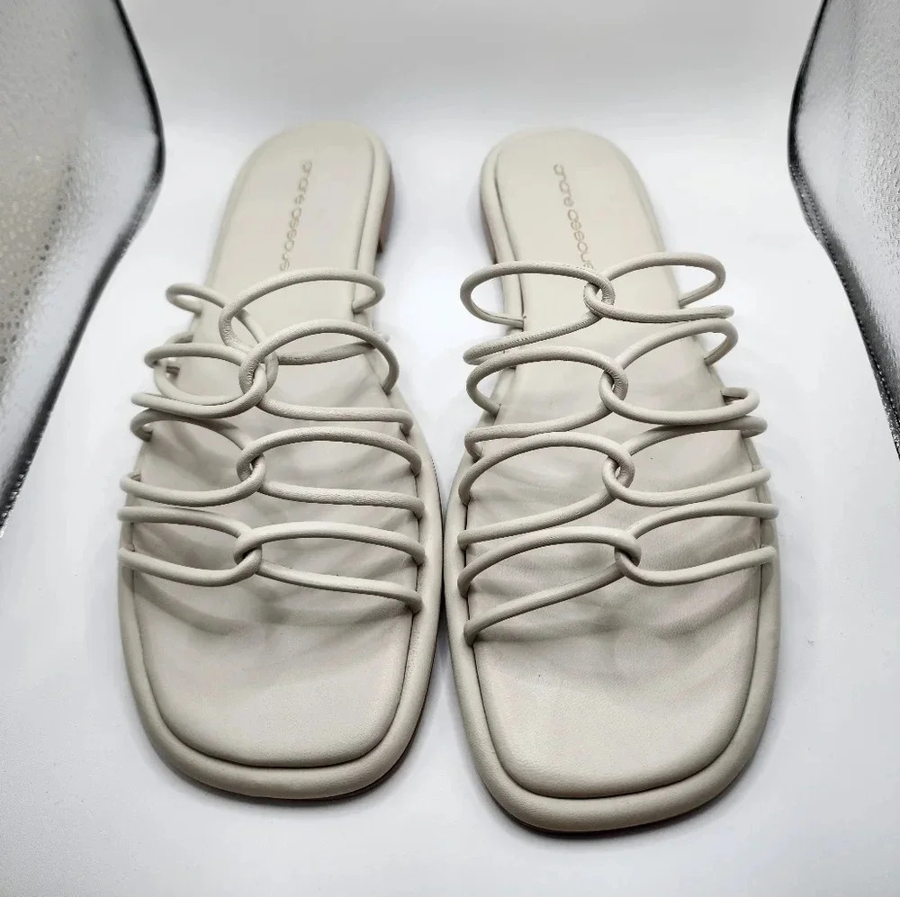 Andre Assous Starppy Rory Sandals in Ivory NWT - Size 9